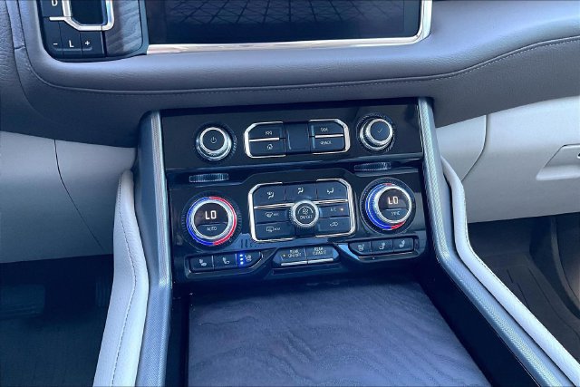 Used 2023 GMC Yukon Denali w/ LPO, Floor Liner Package AWD/4WD image 31