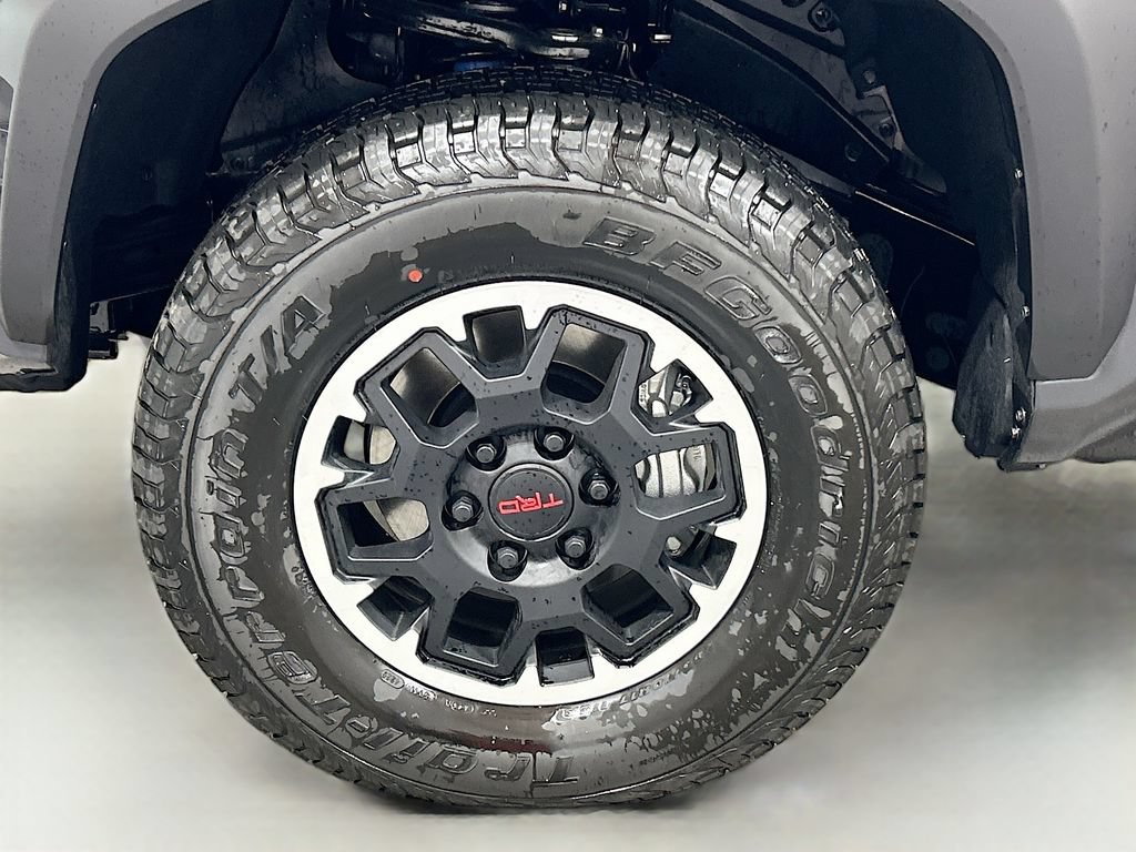 New 2026 Toyota Tacoma TRD Off-Road AWD/4WD image 9