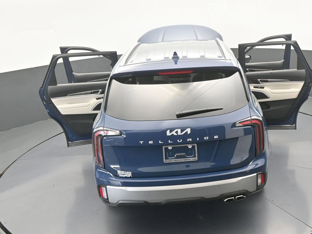 Used 2025 Kia Telluride EX w/ EX Captain's Chair Package image 73