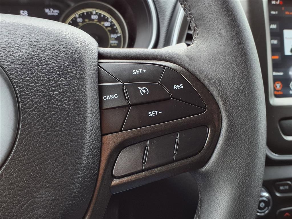 Used 2022 Jeep Cherokee Trailhawk w/ Premium Leather Package image 15