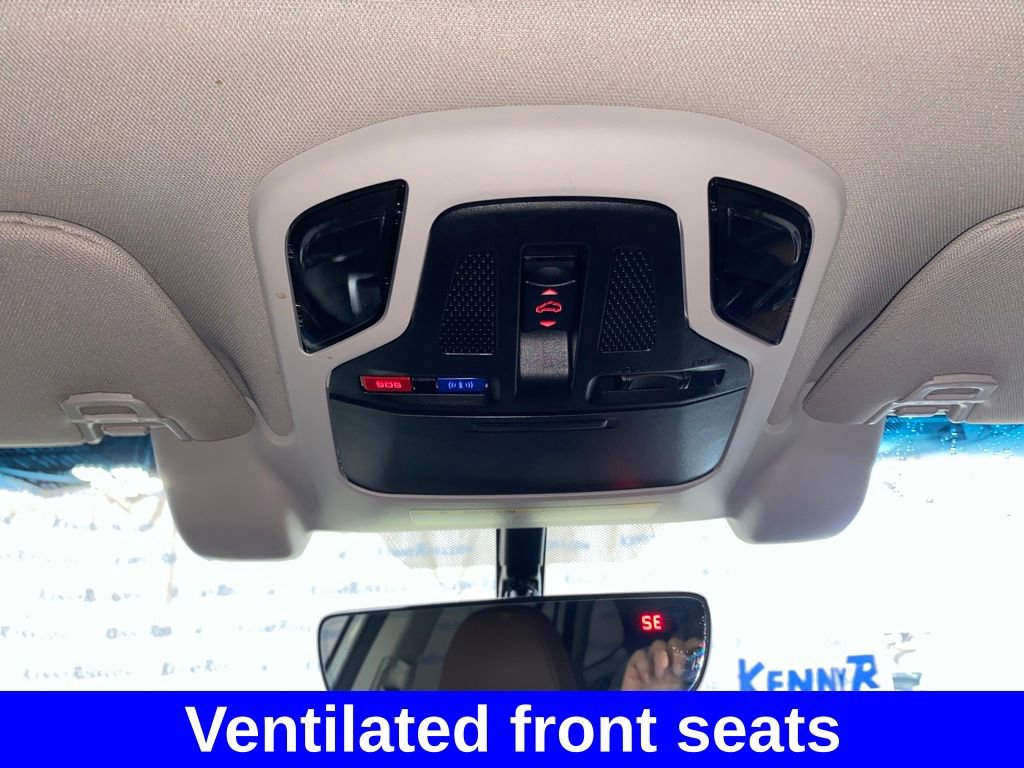 Used 2022 Subaru Outback Touring XT image 28