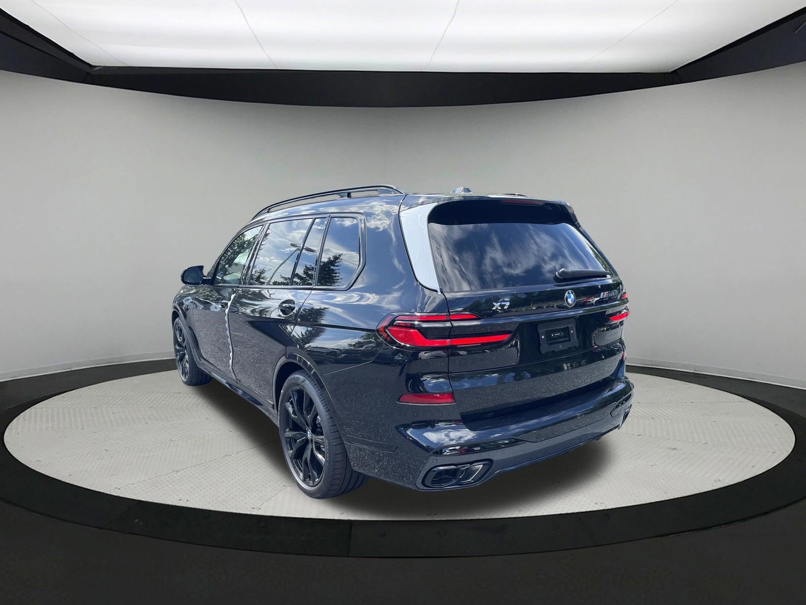 New 2027 BMW X7 M60i AWD/4WD image 5