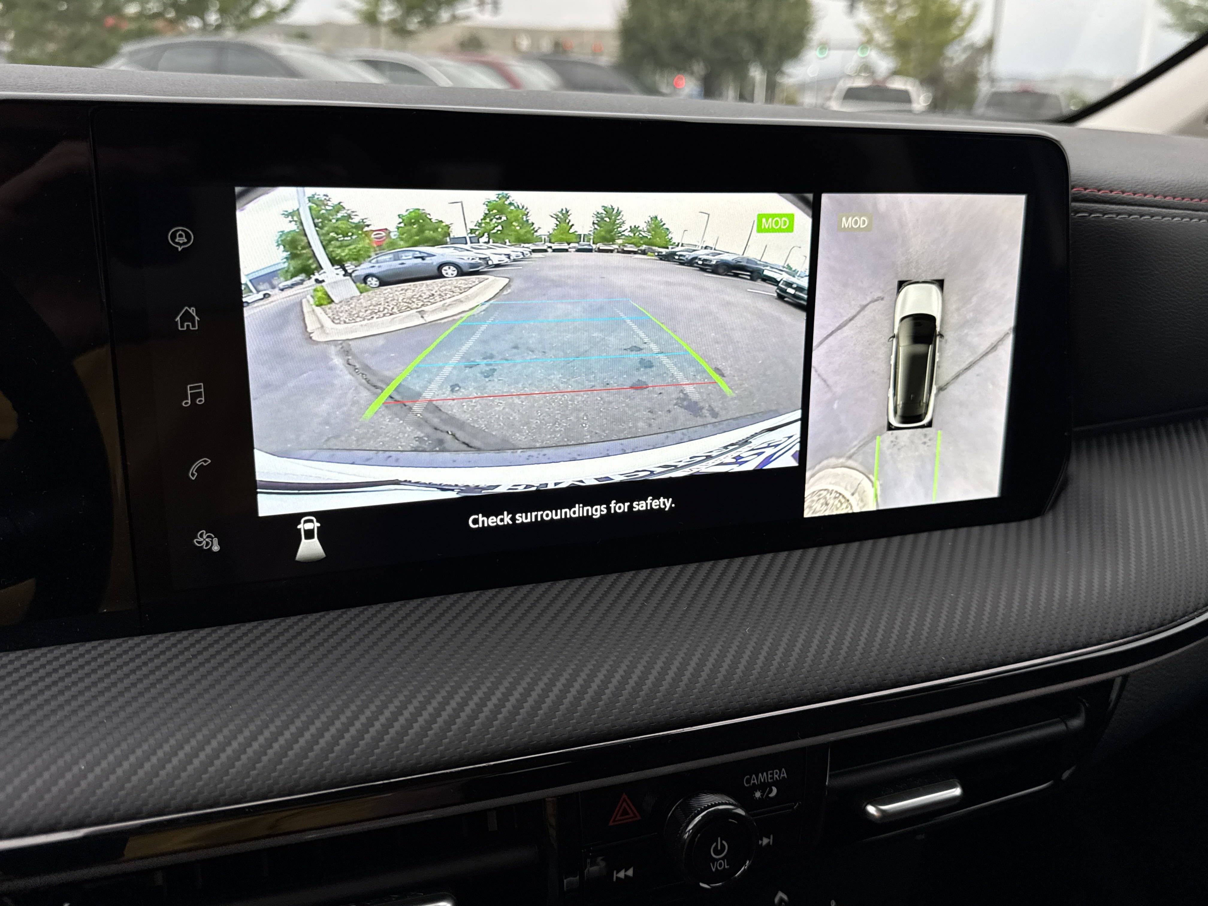 New 2025 Nissan Kicks SR w/ SR Premium Package image 27