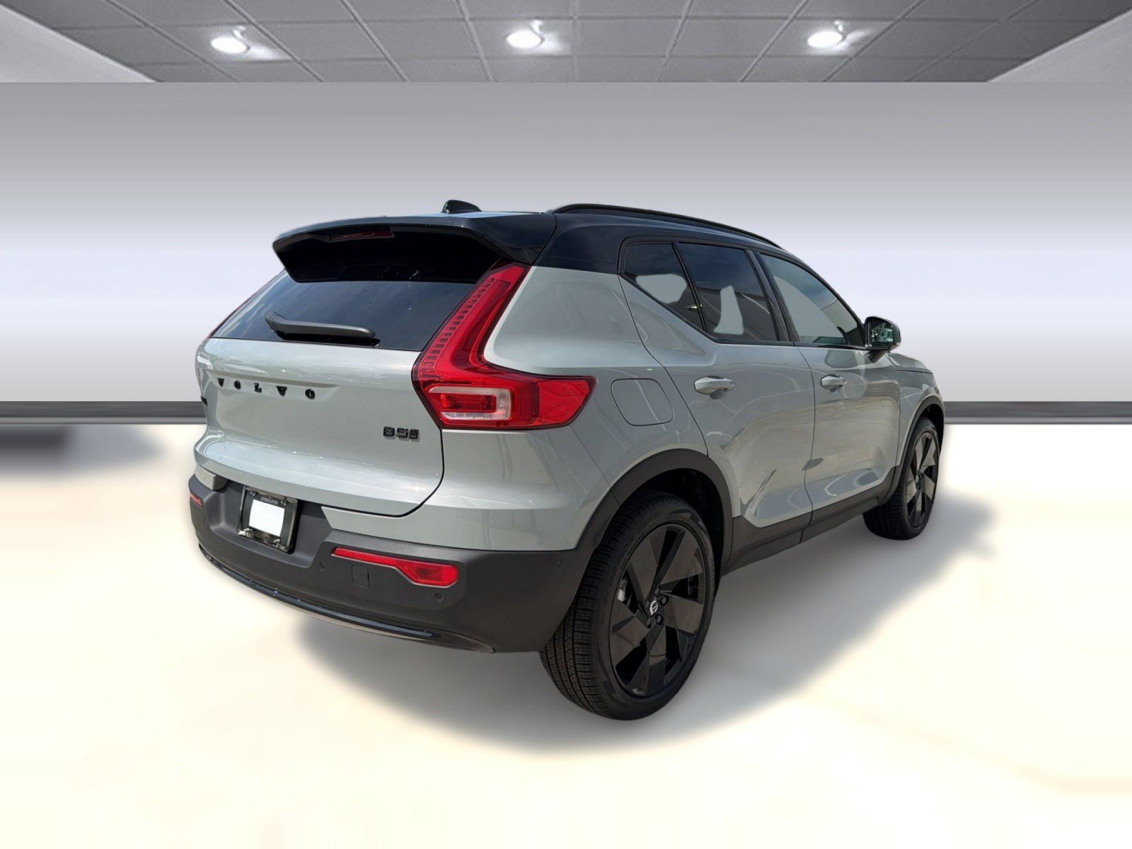 New 2026 Volvo XC40 B5 Ultra w/ Protection Package Premier AWD/4WD image 9