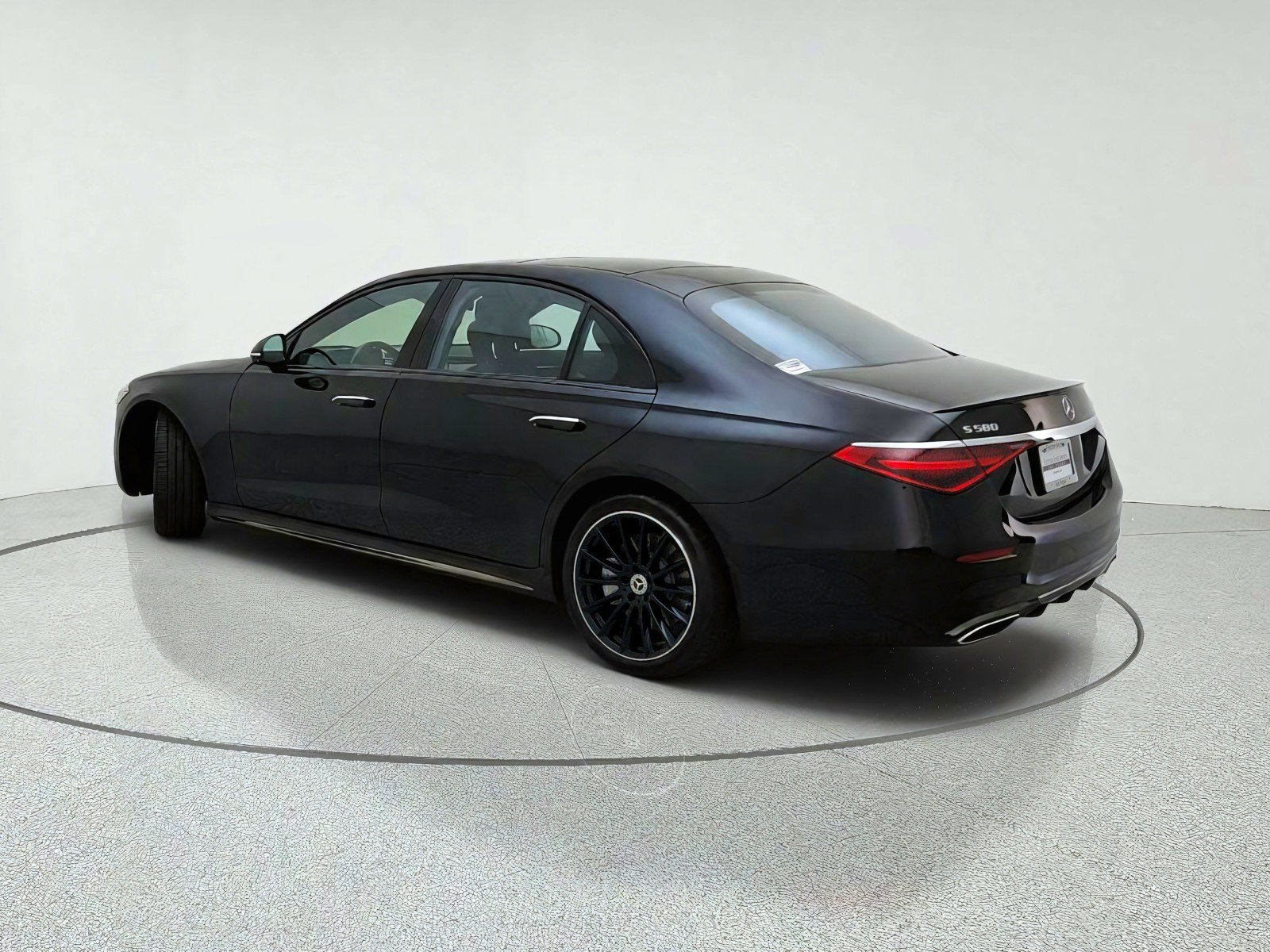 Certified 2025 Mercedes-Benz S 580 4MATIC Sedan image 12