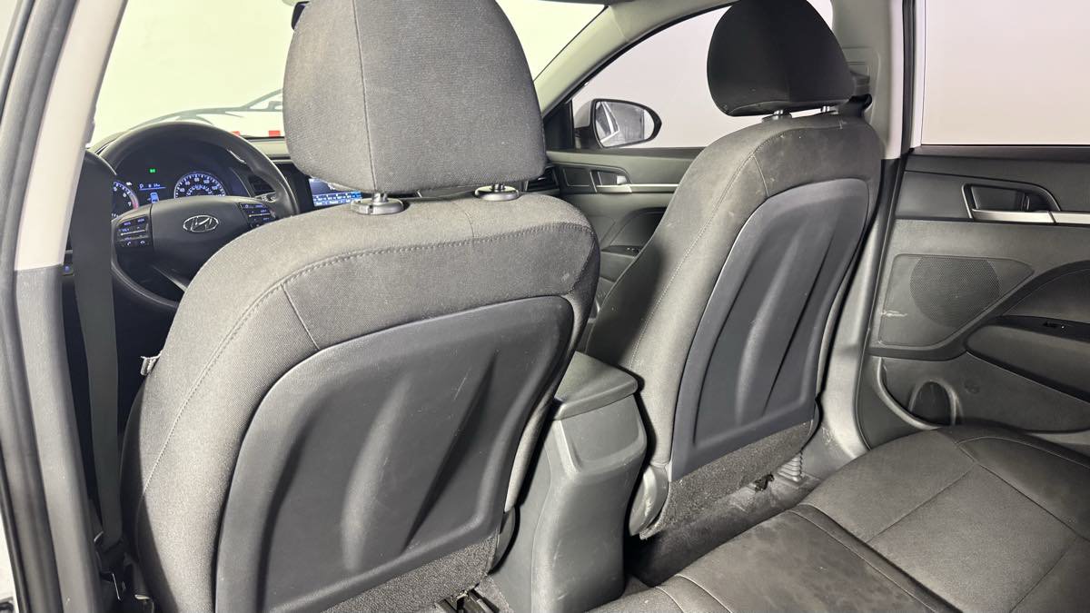 Used 2020 Hyundai Elantra SE w/ Cargo Package (C1) FWD image 28