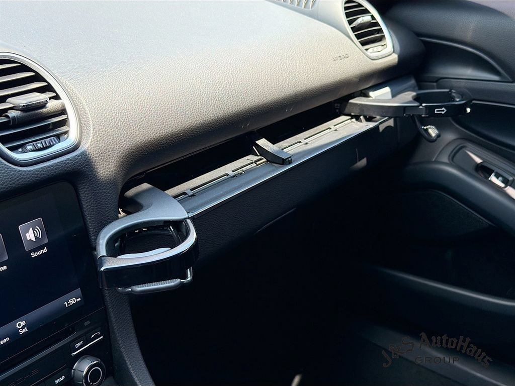 Used 2019 Porsche 718 Cayman RWD image 28