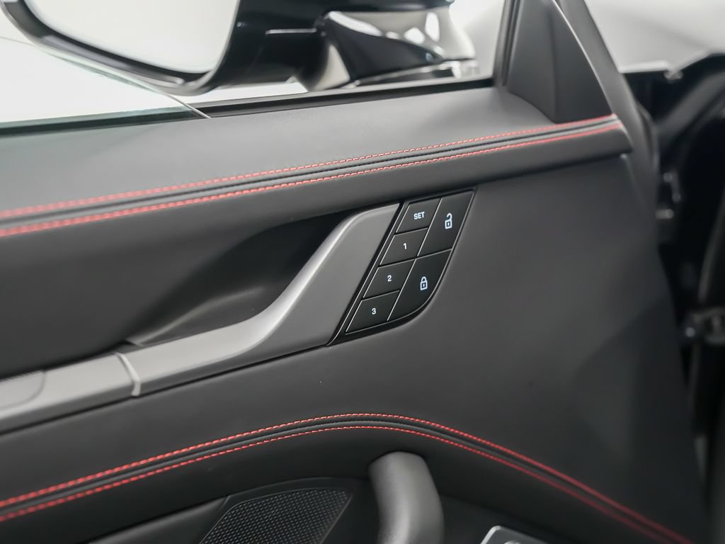 Certified 2022 Porsche 911 Carrera S RWD image 18
