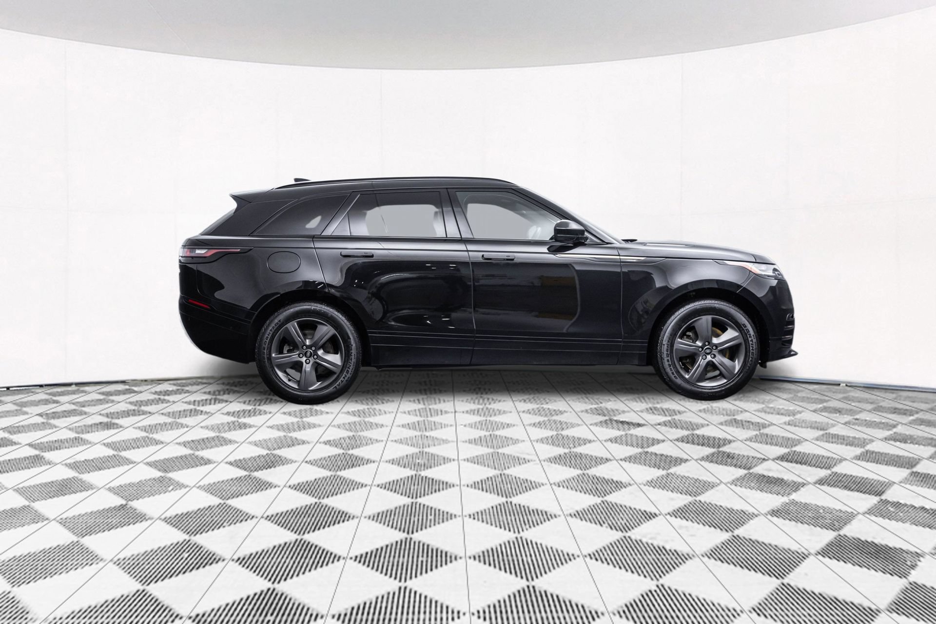 Used 2022 Land Rover Range Rover Velar R-Dynamic S AWD/4WD image 12