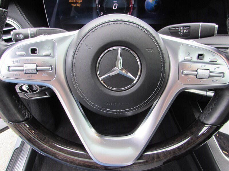 Used 2018 Mercedes-Benz S 560 Sedan image 16
