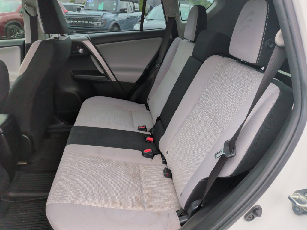 Used 2018 Toyota RAV4 XLE w/ Plus Extra Value Package AWD/4WD image 6