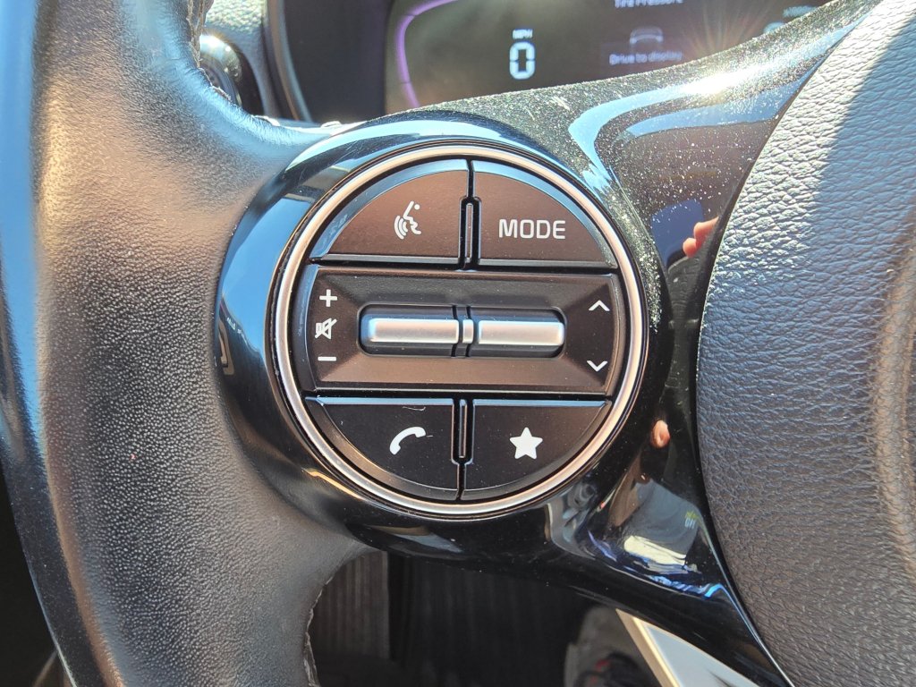 Used 2023 Kia Soul EX FWD image 6