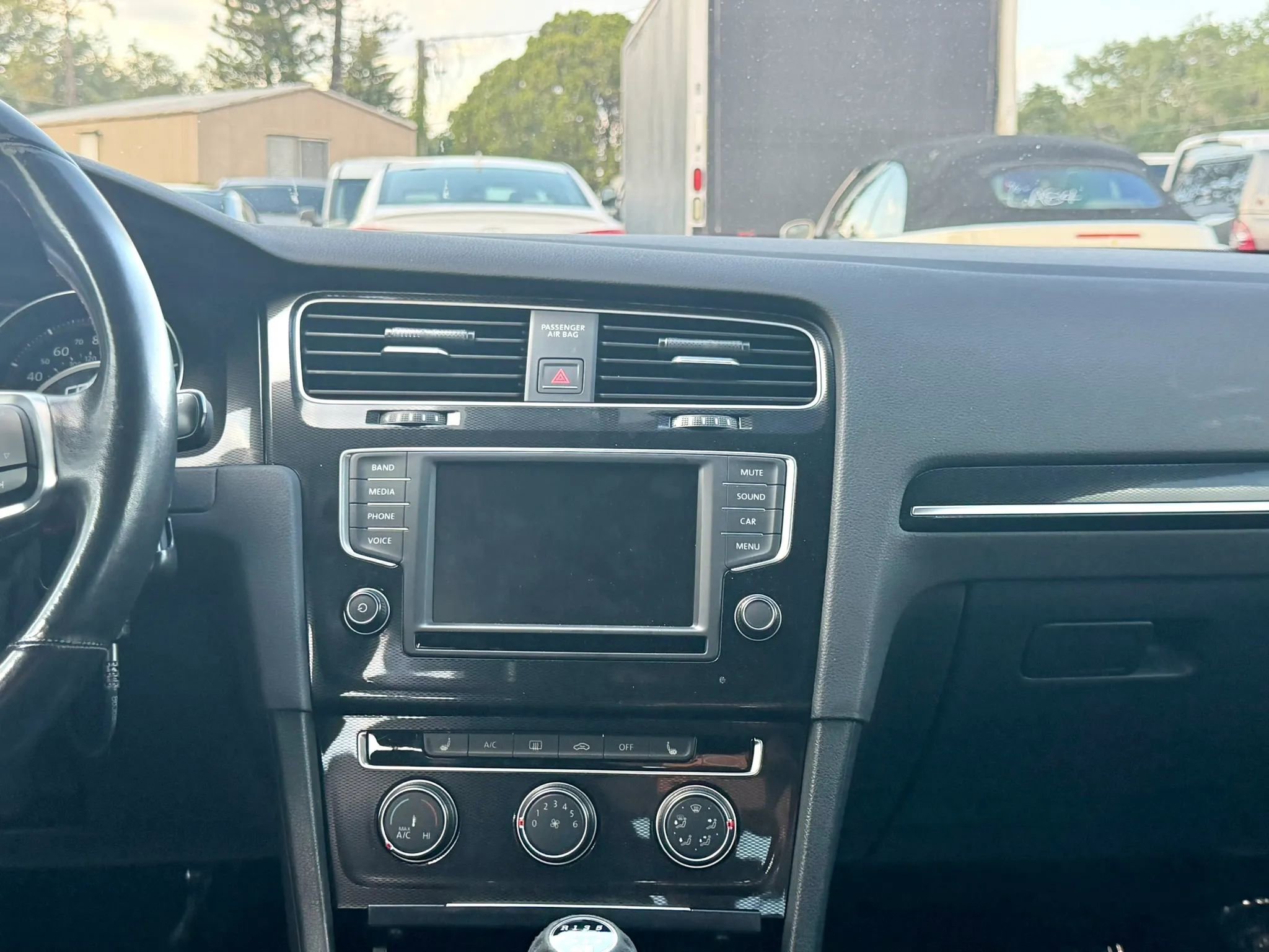 Used 2017 Volkswagen GTI S FWD image 21