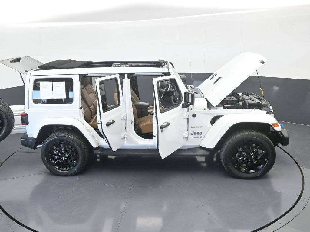 Used 2022 Jeep Wrangler Unlimited Sahara w/ Safety Group image 78