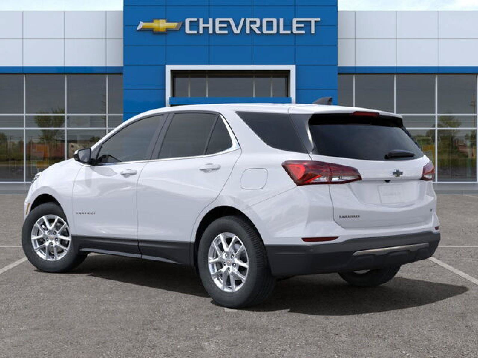 New 2024 Chevrolet Equinox LT image 3