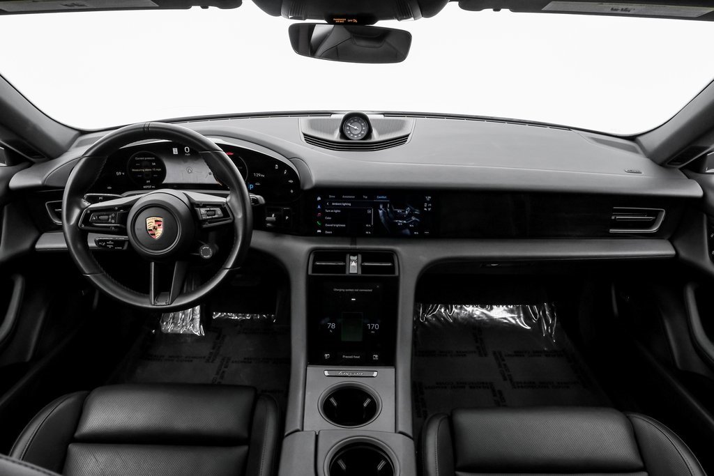 Used 2022 Porsche Taycan image 21