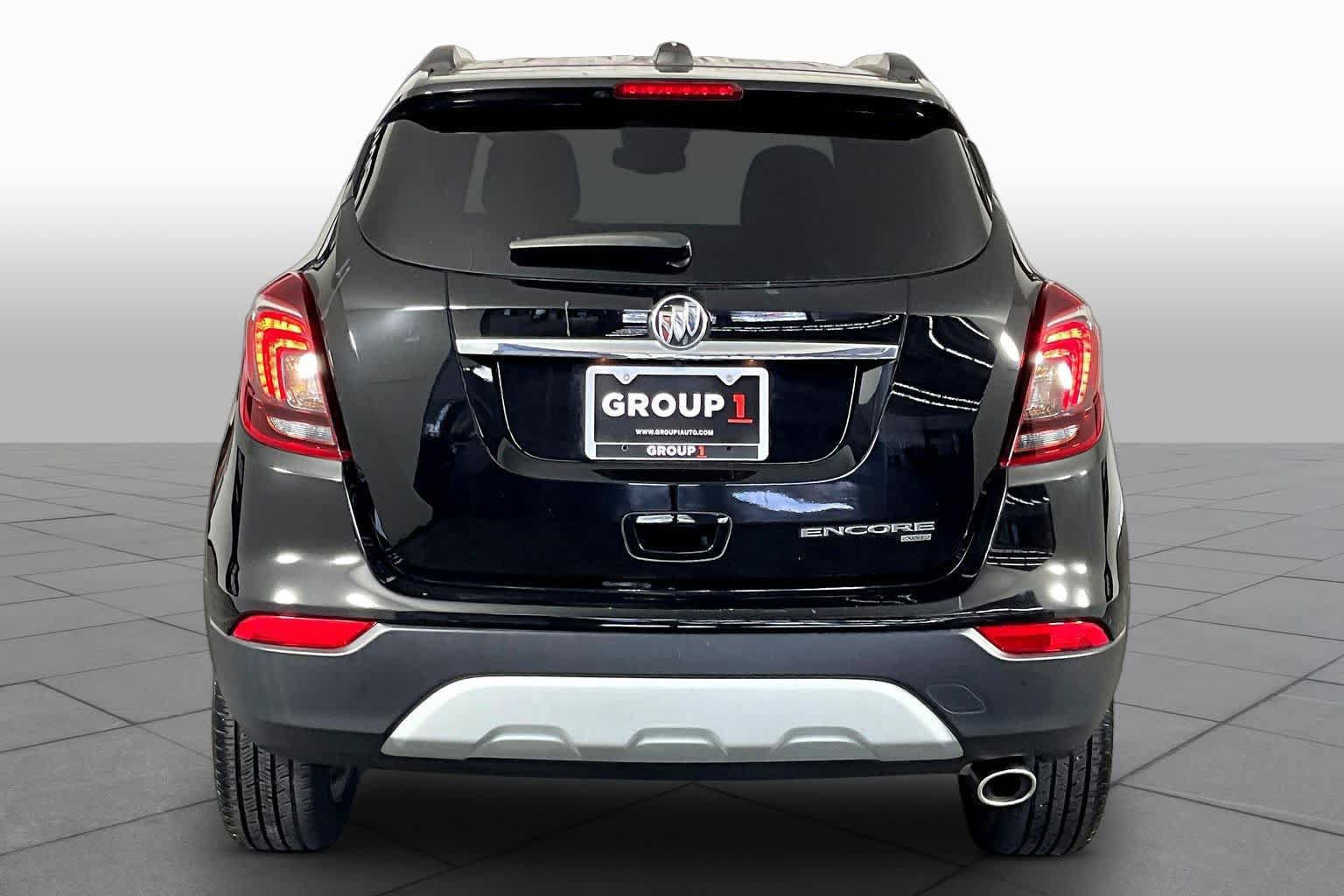 Used 2022 Buick Encore Preferred image 5