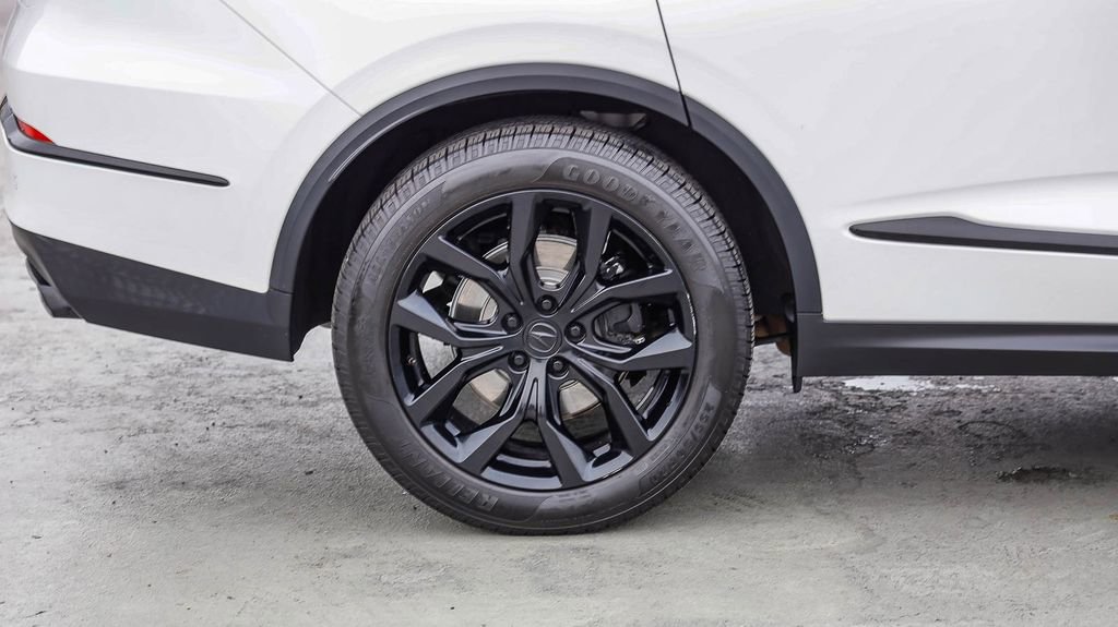 Used 2022 Acura MDX FWD w/ Technology Package image 11