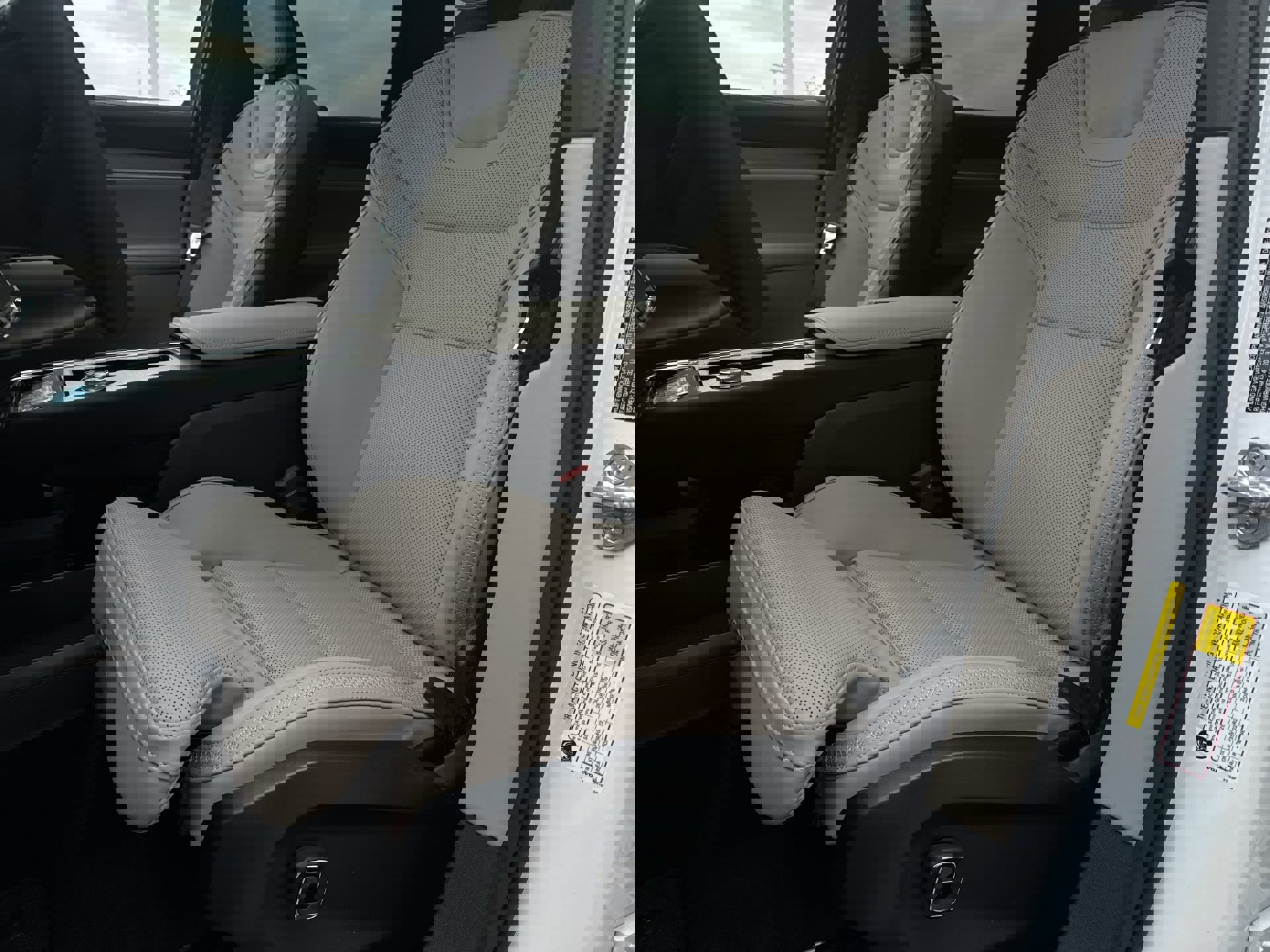 New 2025 Volvo EX90 Plus image 20