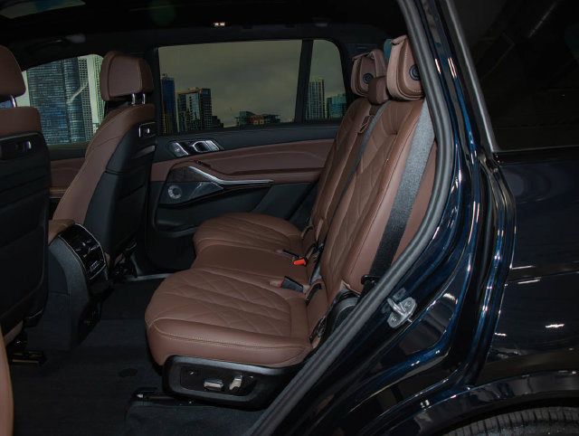 Used 2026 BMW X7 xDrive40i AWD/4WD image 22