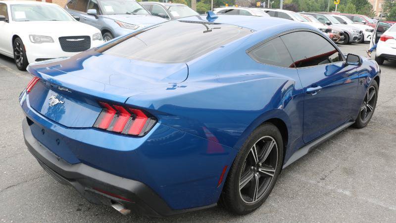 Used 2024 Ford Mustang Coupe RWD image 5
