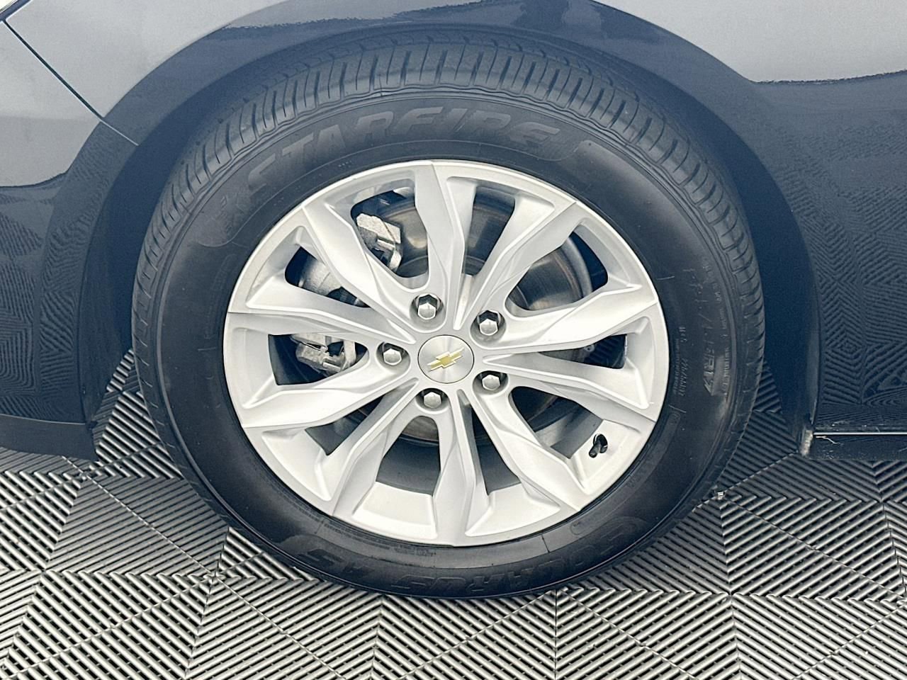 Used 2022 Chevrolet Malibu LT image 16