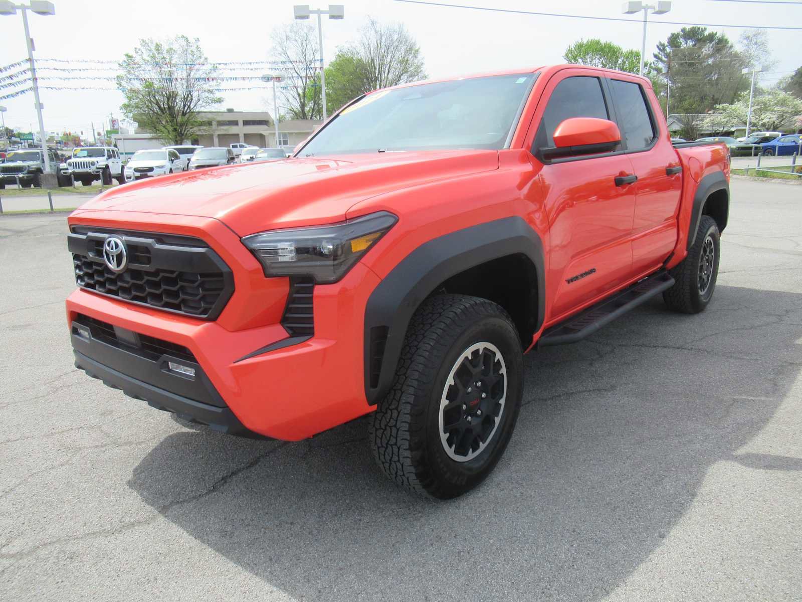 Used 2024 Toyota Tacoma TRD Off-Road image 1