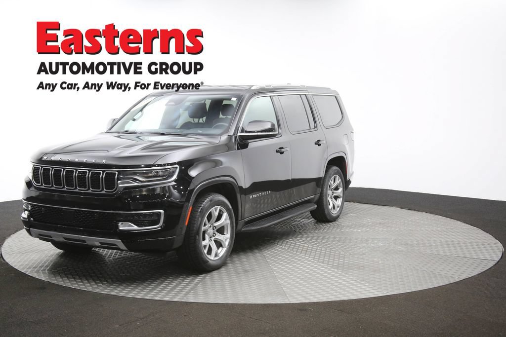 Used 2022 Jeep Wagoneer Series II AWD/4WD image 55