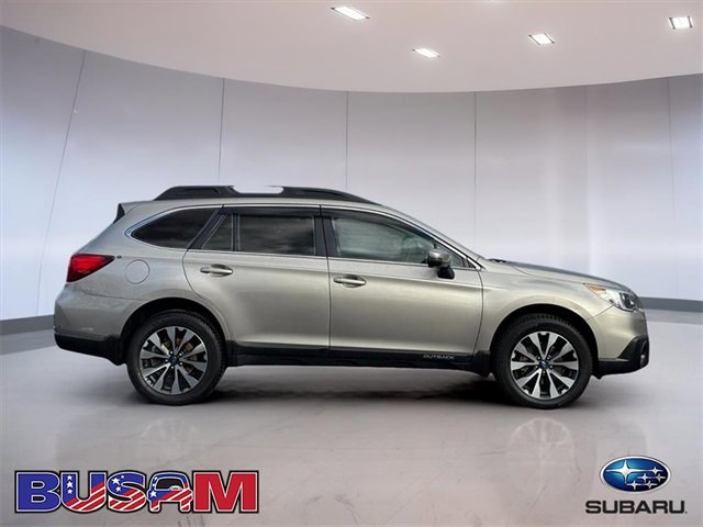 Used 2015 Subaru Outback 3.6R Limited image 3