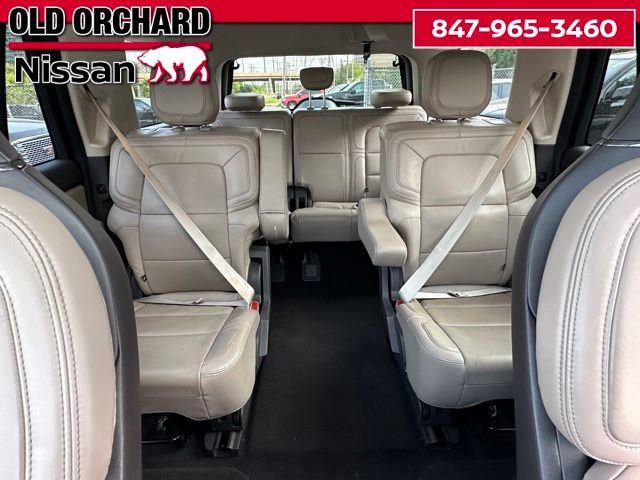 Used 2022 Lincoln Navigator Reserve image 13