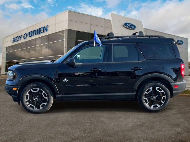 Certified 2023 Ford Bronco Sport Outer Banks w/ Tech Package AWD/4WD image 2