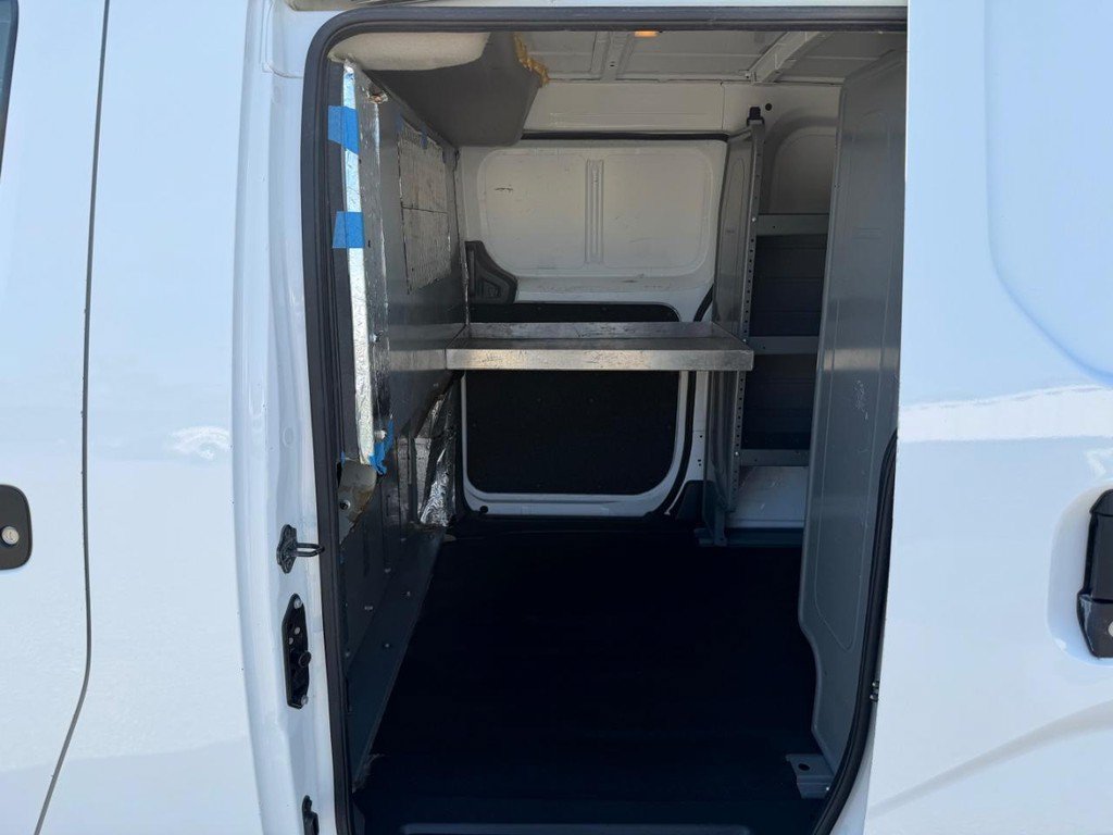 Used 2021 Nissan NV200 S FWD image 17