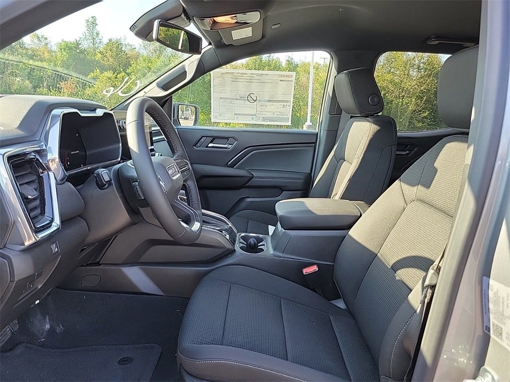 New 2026 GMC Canyon Elevation w/ Convenience Package image 15