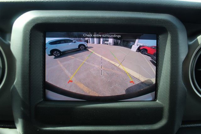 Used 2022 Jeep Wrangler Sport S image 19