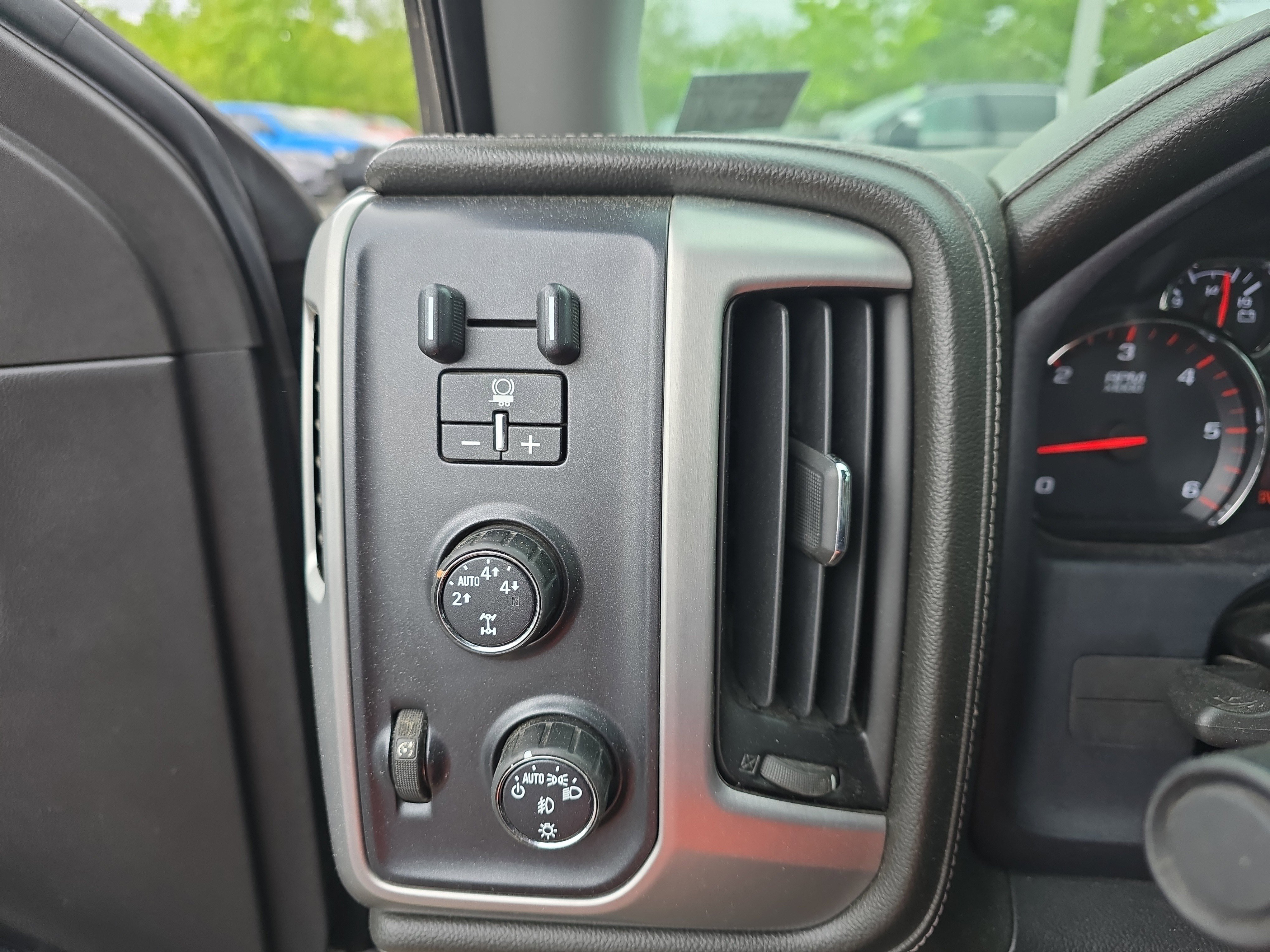 Used 2016 GMC Sierra 1500 SLE w/ Max Trailering Package AWD/4WD image 17
