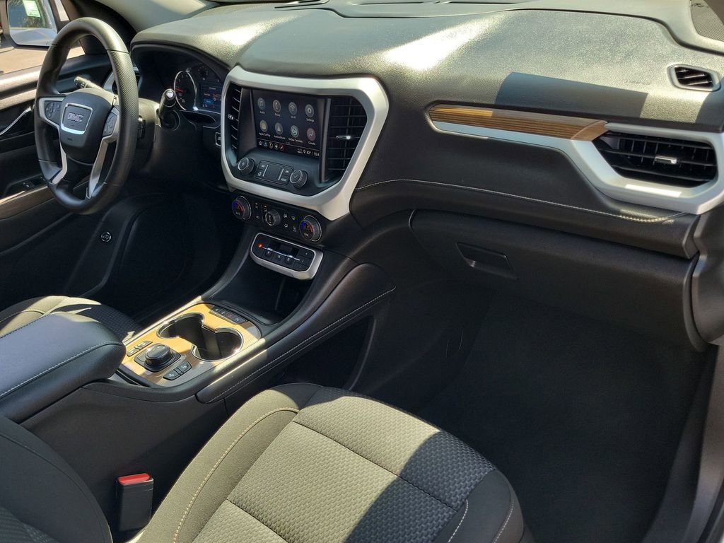Used 2023 GMC Acadia SLE w/ Driver Convenience Package FWD image 27