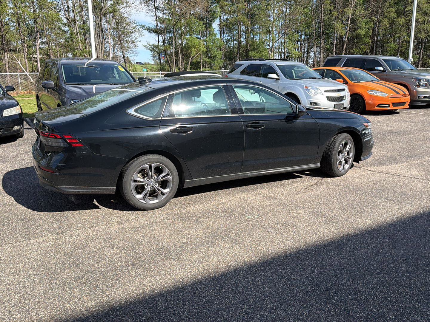Used 2023 Honda Accord EX image 5