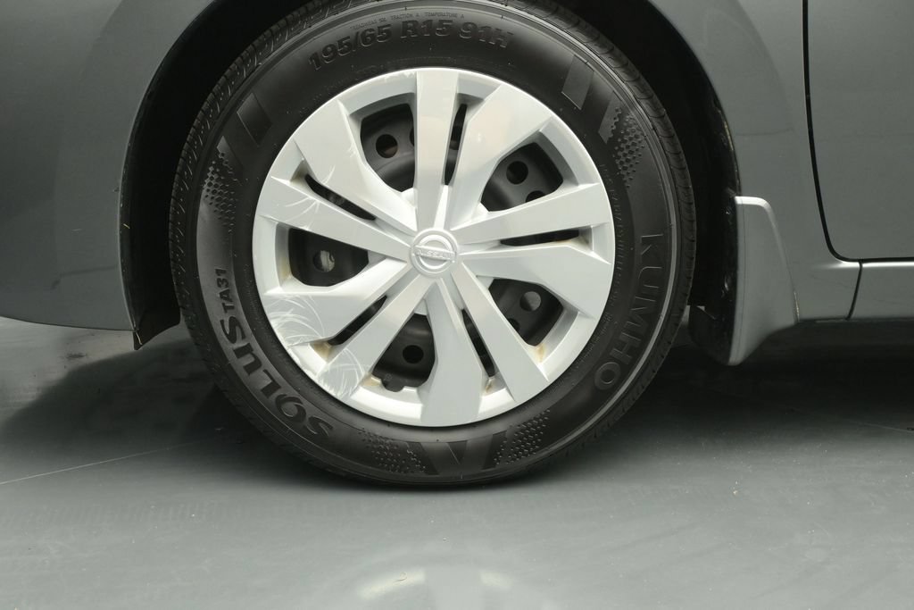 Used 2024 Nissan Versa S w/ Trunk Package FWD image 13