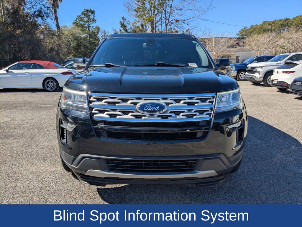 Used 2018 Ford Explorer XLT w/ Equipment Group 202A image 10