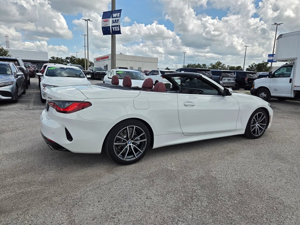 Used 2024 BMW 430i Convertible RWD image 11