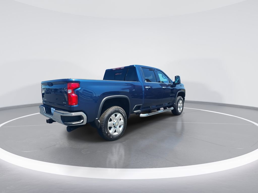 Used 2022 Chevrolet Silverado 2500 LTZ w/ LTZ Premium Package AWD/4WD image 8