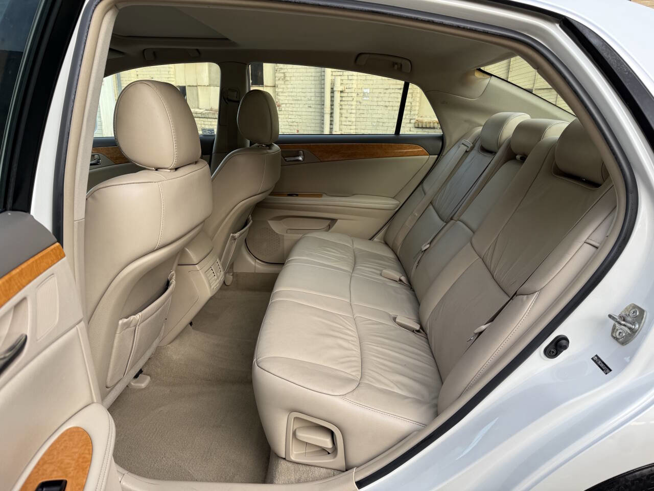 Used 2005 Toyota Avalon XLS image 47