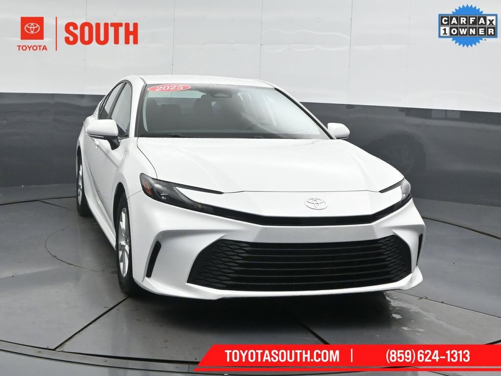 Certified 2025 Toyota Camry LE image 5