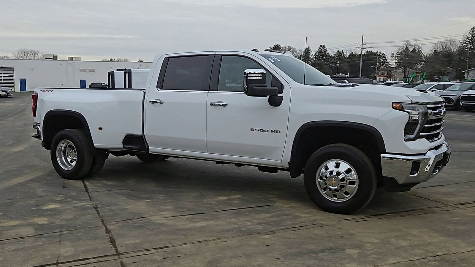 Certified 2024 Chevrolet Silverado 3500 LTZ w/ LTZ Plus Package image 6