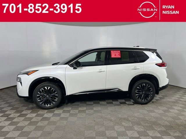 Certified 2025 Nissan Rogue Platinum w/ Tech Package image 10