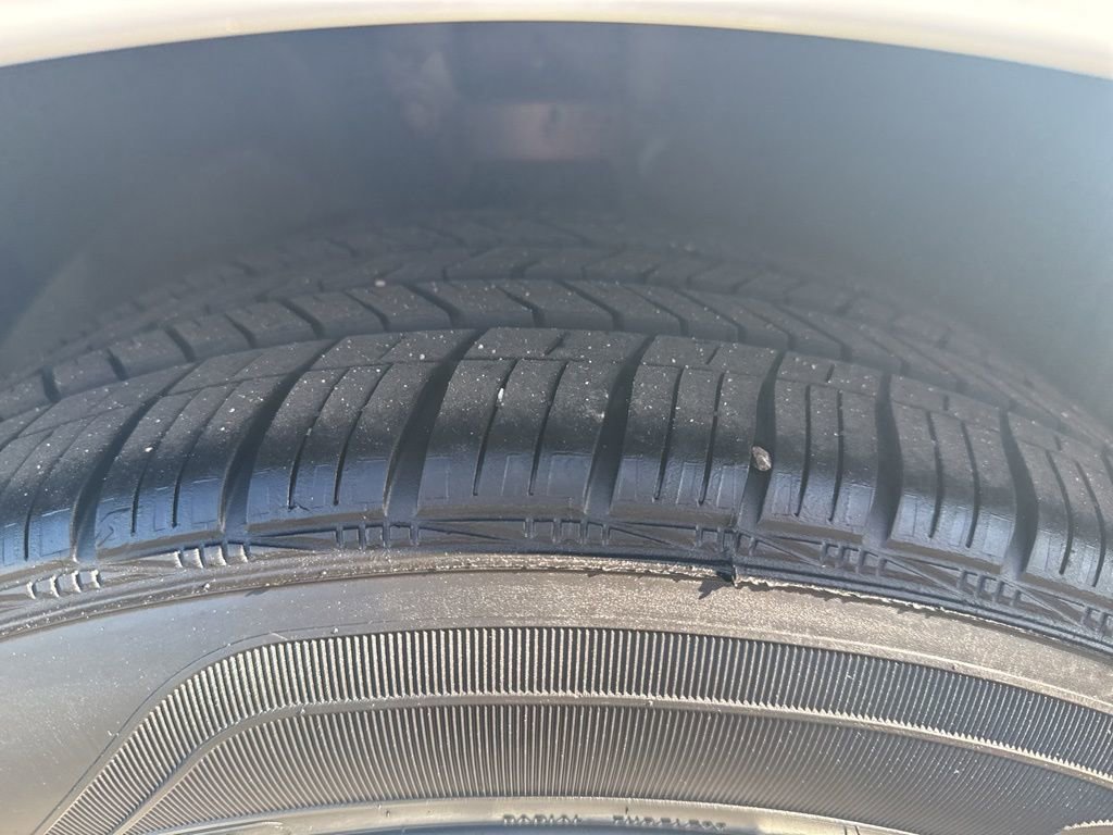 Used 2024 Chevrolet Malibu LT image 35