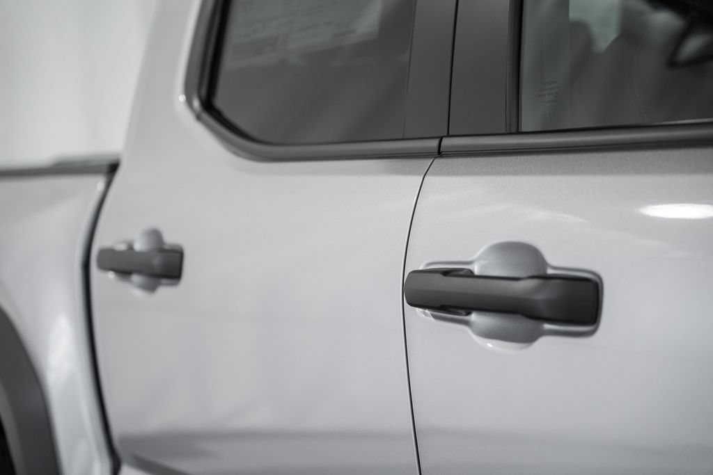 New 2026 Toyota Tacoma TRD Off-Road AWD/4WD image 15