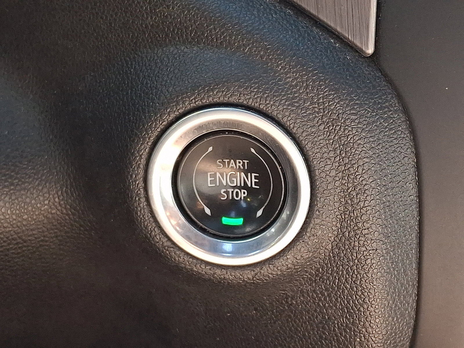 Used 2020 GMC Sierra 1500 Denali AWD/4WD image 24