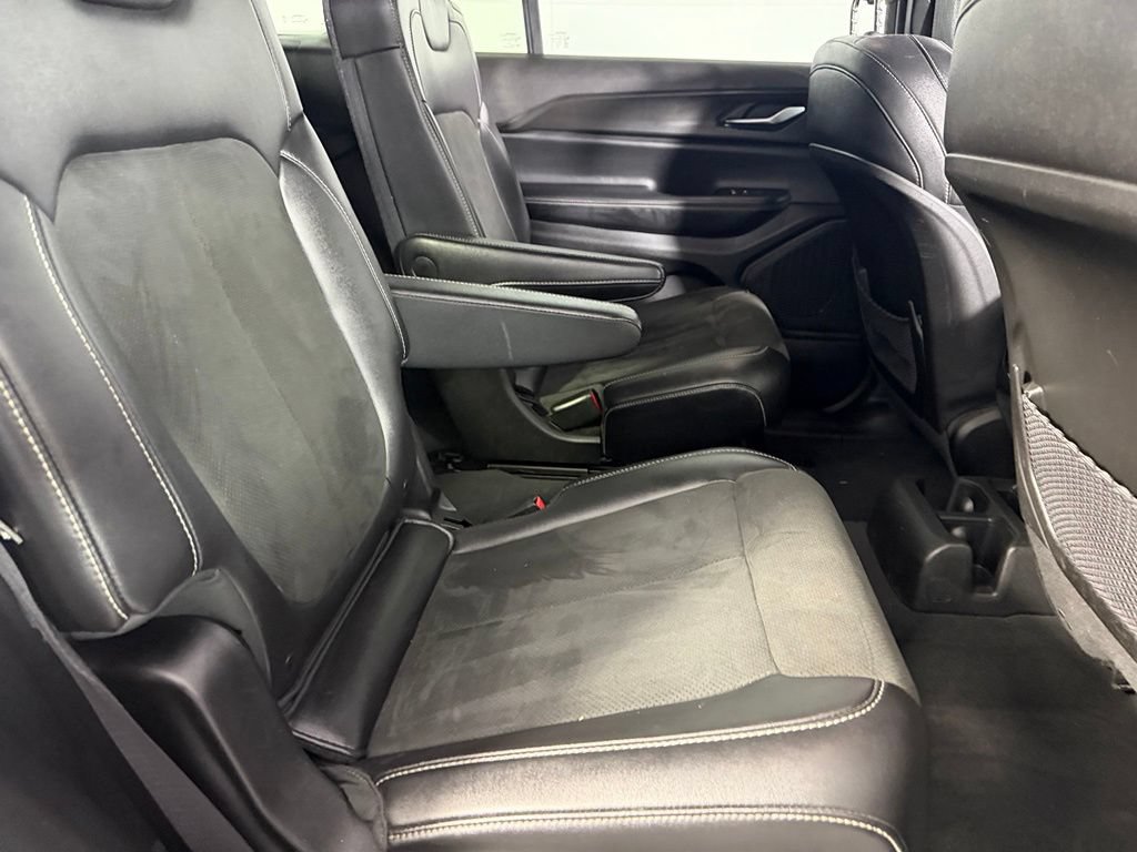Certified 2023 Jeep Grand Cherokee L Laredo AWD/4WD image 29