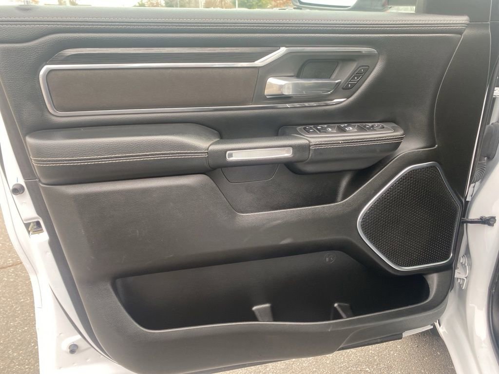 Used 2024 RAM 1500 Laramie image 11